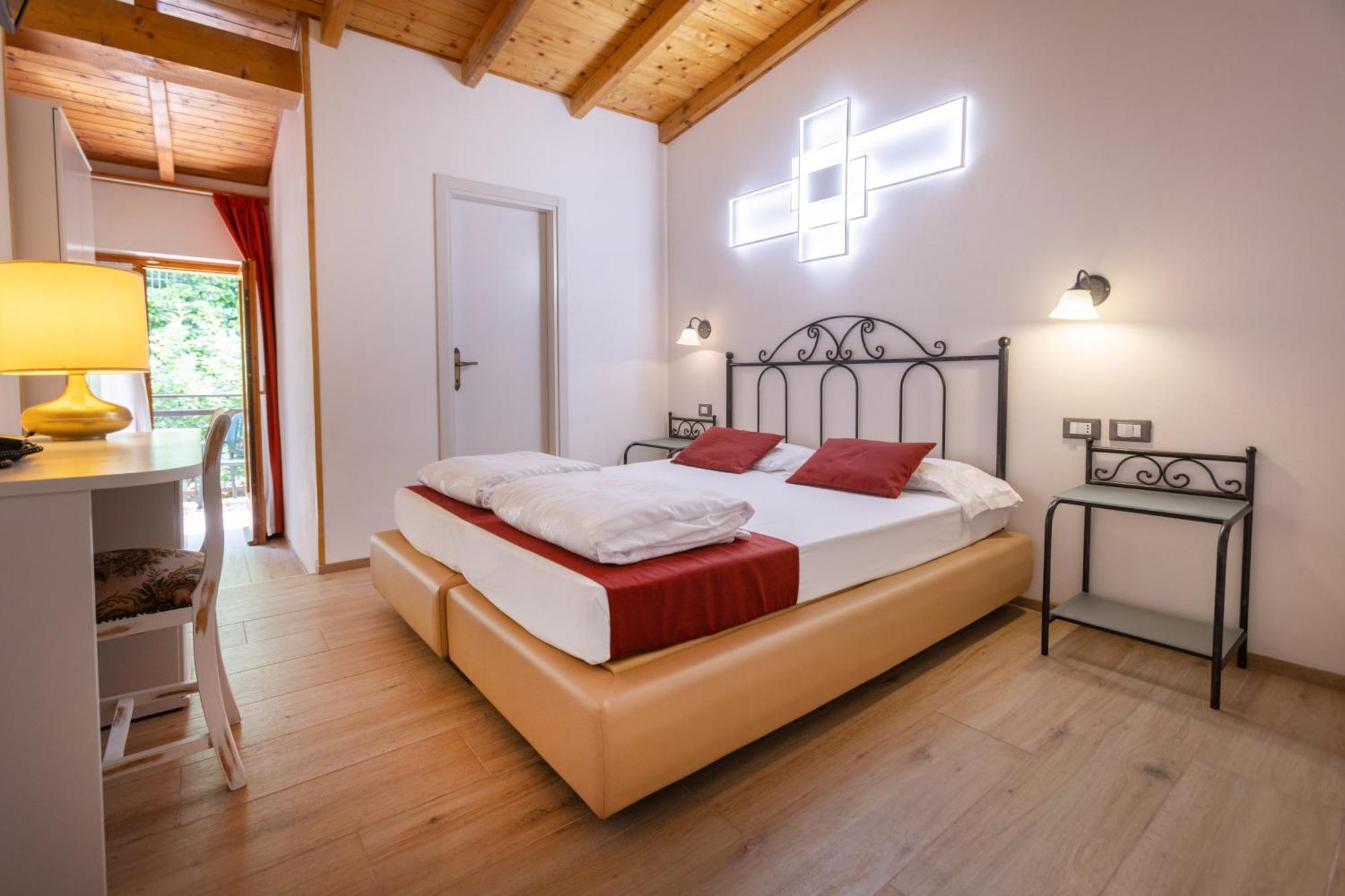 Hotel Rabay Brenzone sul Garda Dış mekan fotoğraf