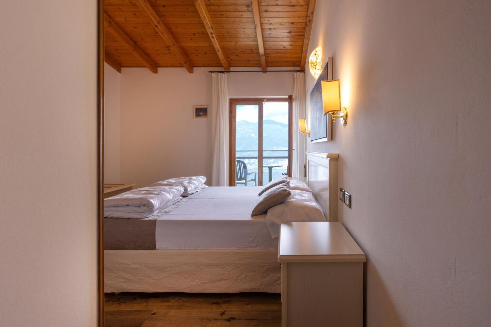 Hotel Rabay Brenzone sul Garda Dış mekan fotoğraf