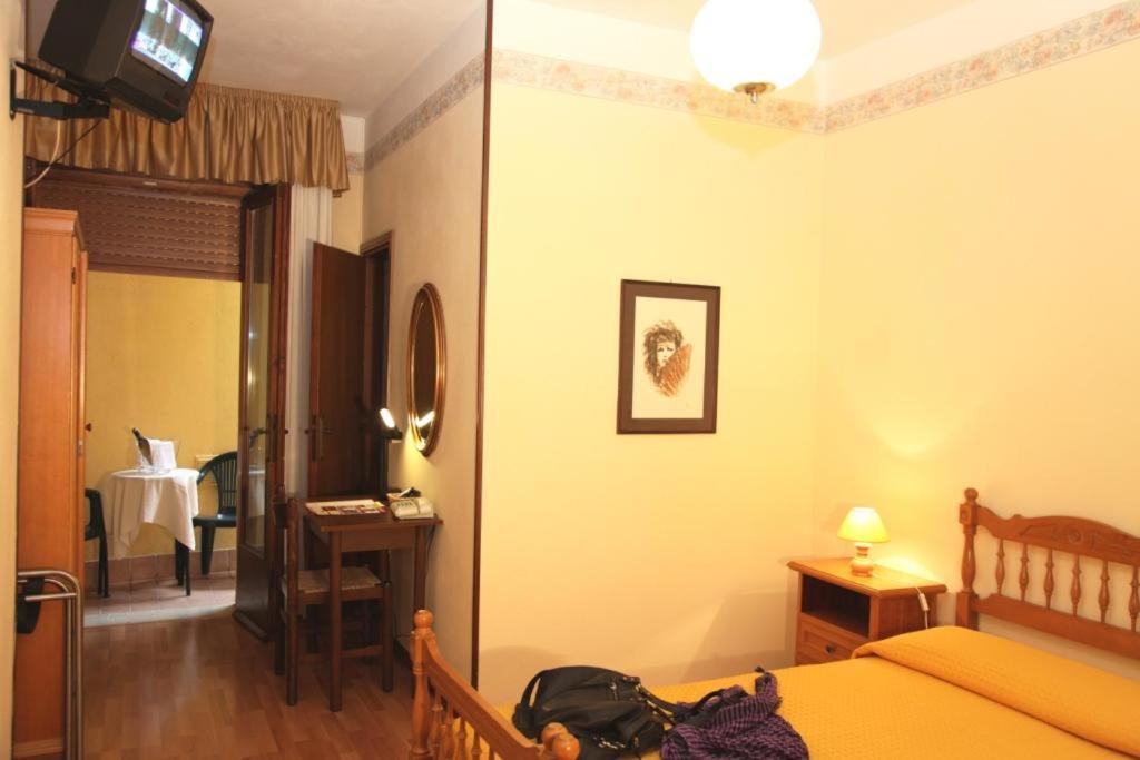 Hotel Rabay Brenzone sul Garda Dış mekan fotoğraf